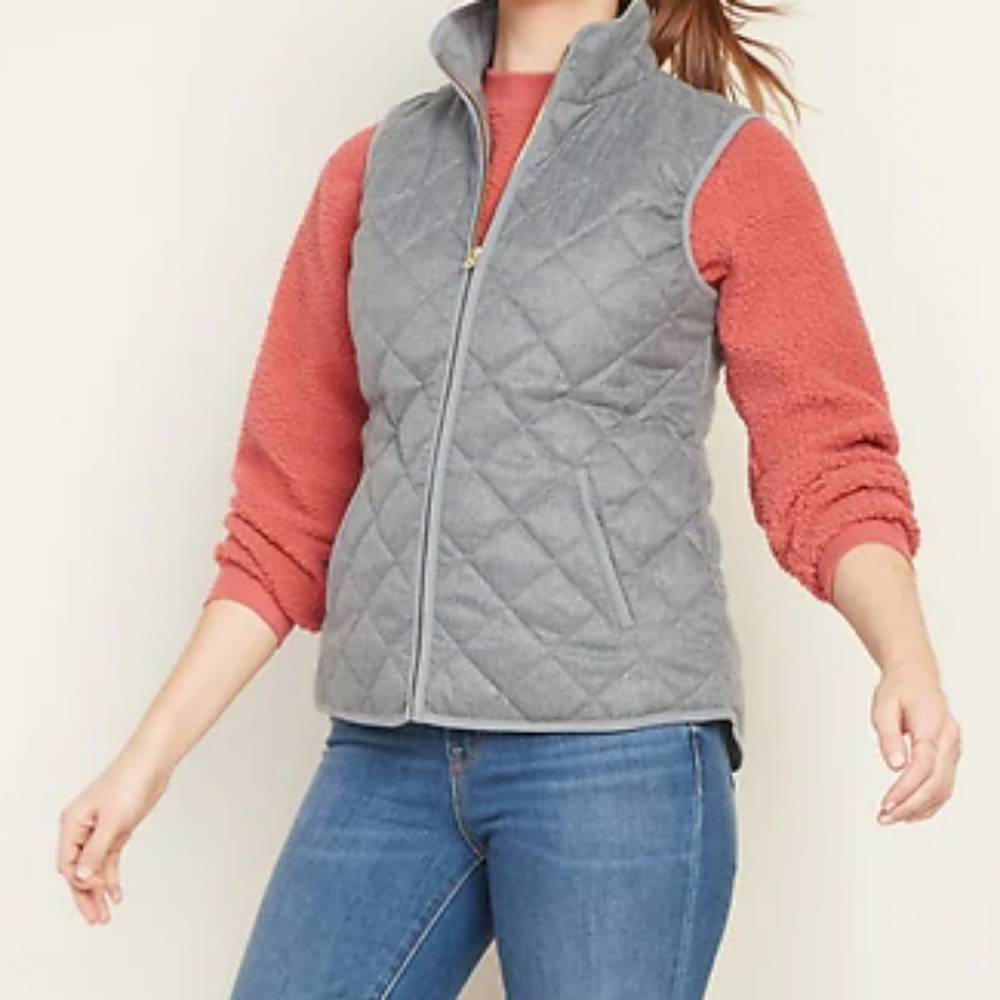 Lightweight Diamond-Quilted Vest for Women